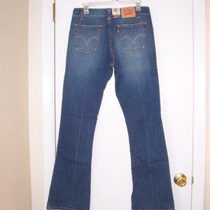 Misses Levis Boot Cut stretch size 6